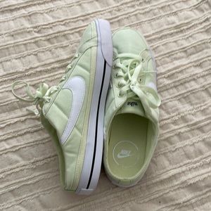 Nike Women’s Court Canvas Mule Shoes